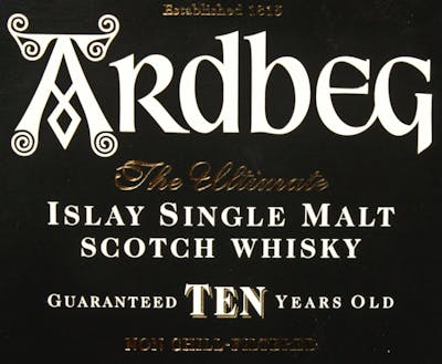 Whisky Ardbeg 10 Years Old Malt 750ml