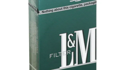 green pack of cigarettes L&M Cigarettes Green Box 100's green pack of cigarettes L&M Cigarettes Green Box 100's