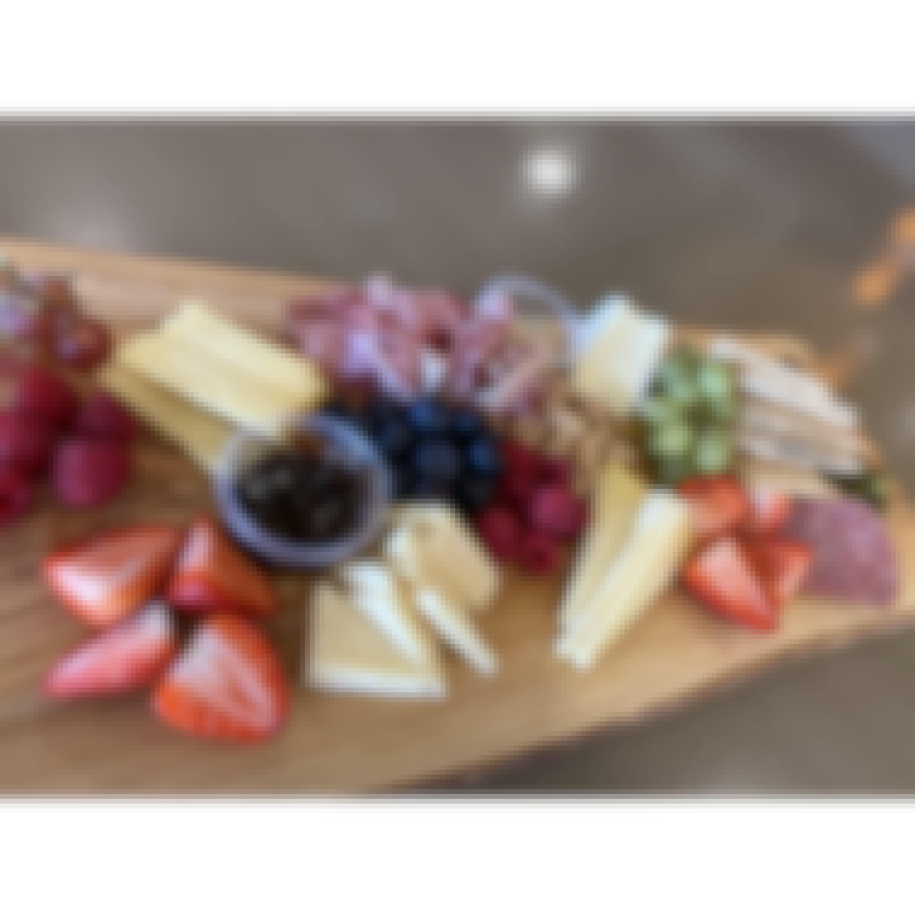 OC Wine Mart Deluxe Cheese Platter 5 Items