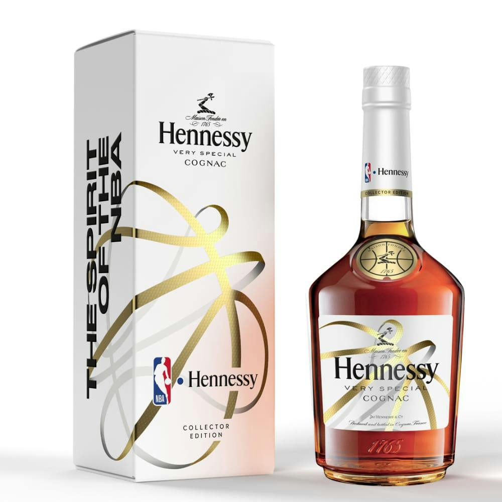 Hennessy V.S. Cognac NV / 1.75 L.