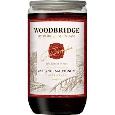 Woodbridge Pinot Noir Red Wine, 1.5 L Bottle, 13.5% ABV 
