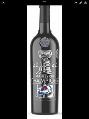 Logo Brand Colorado Avalanche 2022 Stanley Cup Champions Pint Glass