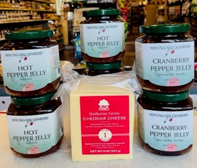 NEW ENGLAND CRANBERRY Hot Pepper Jelly, 12 OZ