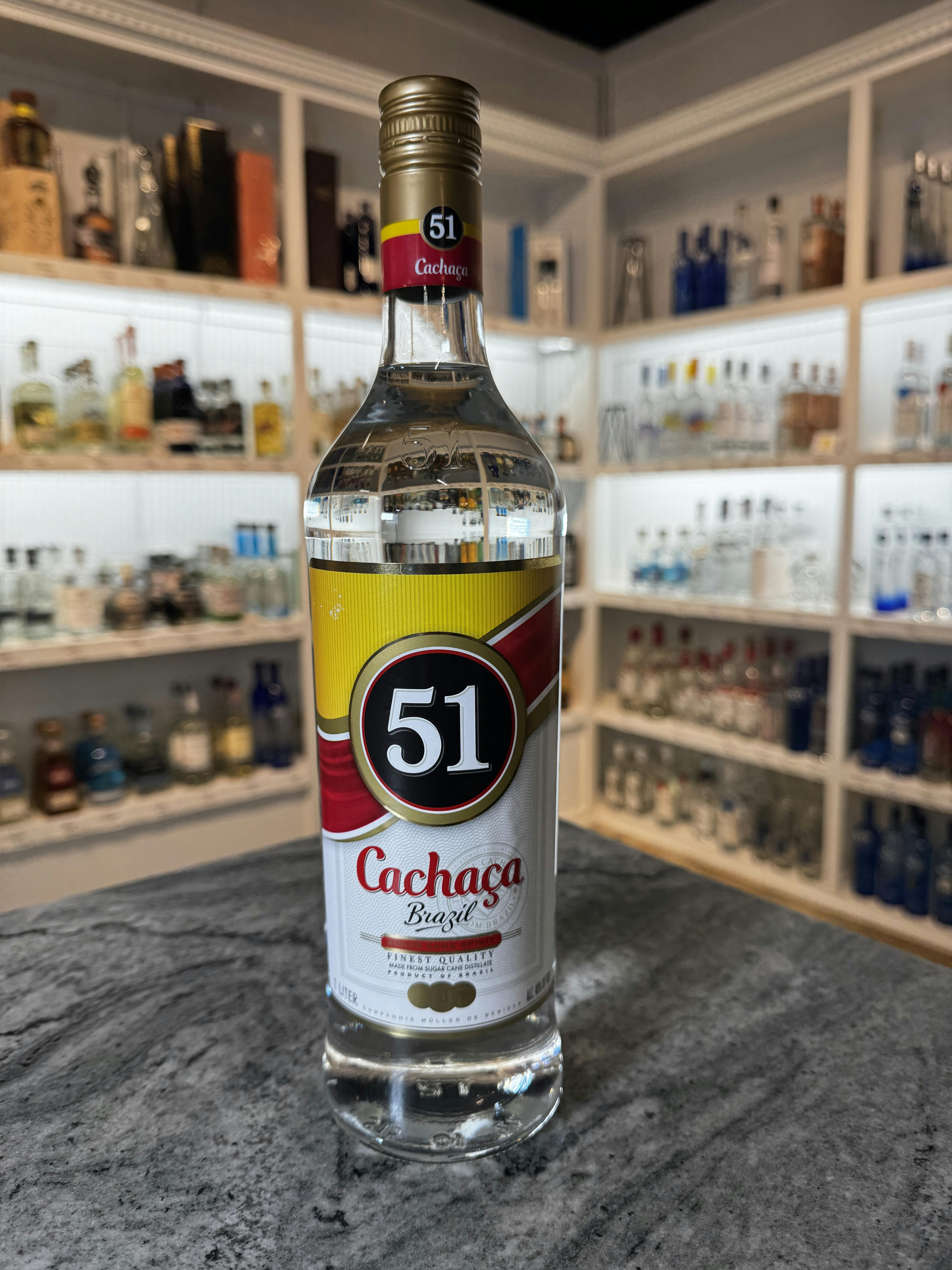 ヒスイカズラ Pirassununga CACHACA 51- BRAZIL 80 PR. 1L - Tonic Bottle & Cork