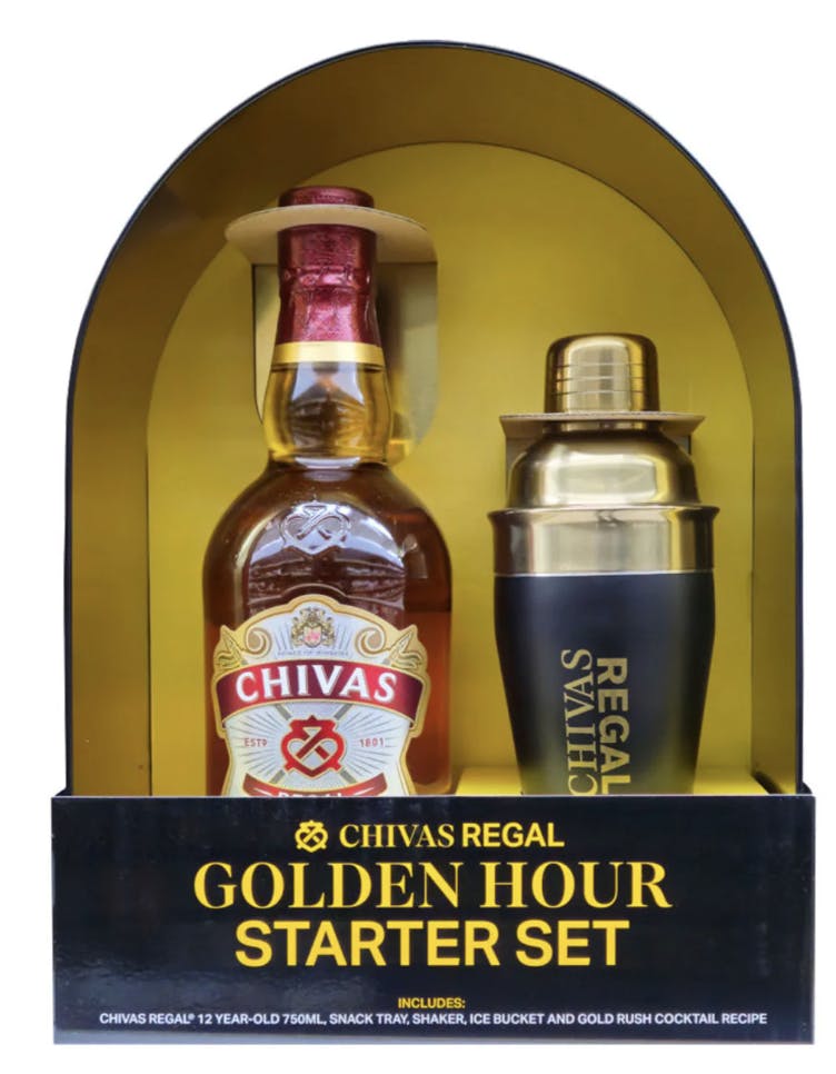 Chivas Regal & Cutty 、2本とも1Lの2 セット未開封品古酒 Chivas Regal & Cutty 、2本とも1Lの2 セット未開封品古酒