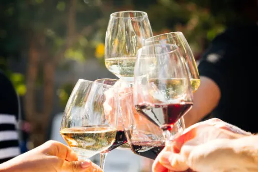 WINES WITHOUT BORDERS  TASTING TOUR, FREE in Stockbridge!